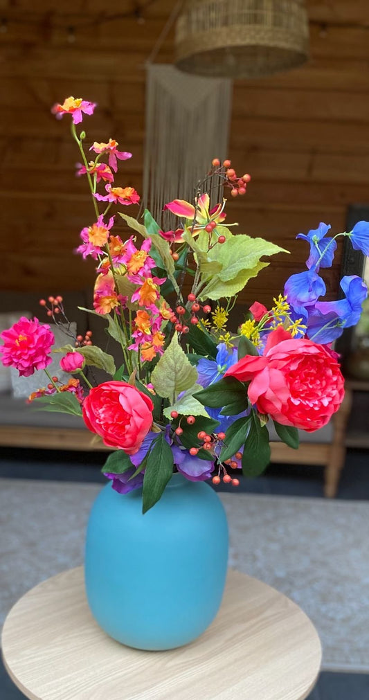 Boeket Llonga zijden bloemstuk close-up
